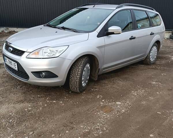 Серый Форд Фокус, объемом двигателя 1.6 л и пробегом 270 тыс. км за 5500 $, фото 1 на Automoto.ua