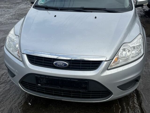 Серый Форд Фокус, объемом двигателя 0 л и пробегом 206 тыс. км за 3411 $, фото 1 на Automoto.ua