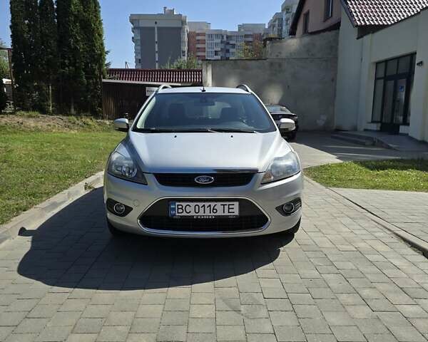 Сірий Форд Фокус, об'ємом двигуна 1.6 л та пробігом 237 тис. км за 7000 $, фото 1 на Automoto.ua