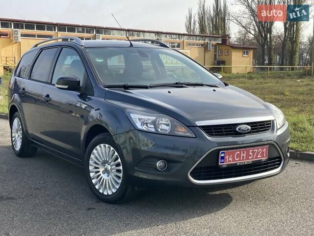Серый Форд Фокус, объемом двигателя 1.6 л и пробегом 228 тыс. км за 6999 $, фото 1 на Automoto.ua