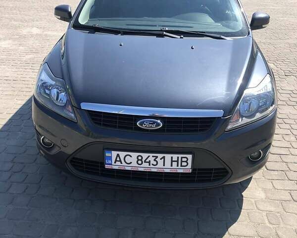 Сірий Форд Фокус, об'ємом двигуна 1.6 л та пробігом 194 тис. км за 6000 $, фото 1 на Automoto.ua