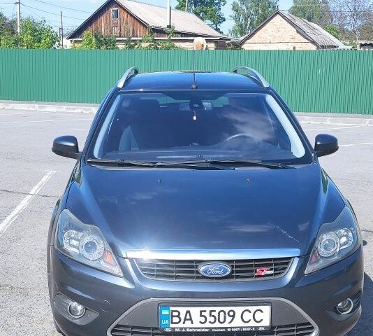 Серый Форд Фокус, объемом двигателя 0 л и пробегом 204 тыс. км за 6500 $, фото 1 на Automoto.ua