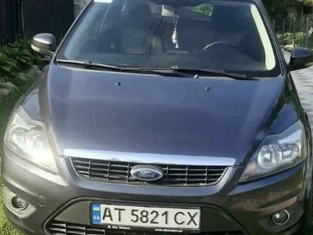 Серый Форд Фокус, объемом двигателя 1.6 л и пробегом 235 тыс. км за 5500 $, фото 1 на Automoto.ua