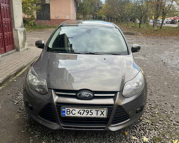 Серый Форд Фокус, объемом двигателя 1.56 л и пробегом 235 тыс. км за 6600 $, фото 1 на Automoto.ua