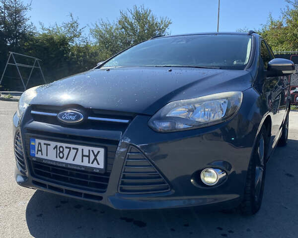 Серый Форд Фокус, объемом двигателя 1.56 л и пробегом 283 тыс. км за 7000 $, фото 1 на Automoto.ua