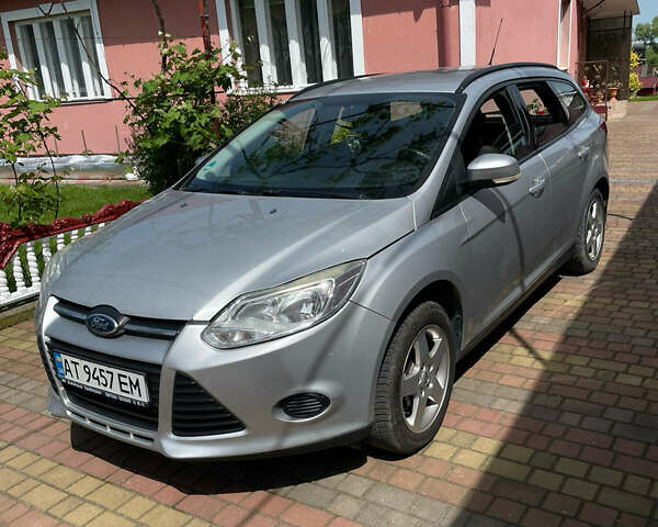 Серый Форд Фокус, объемом двигателя 1.56 л и пробегом 207 тыс. км за 6300 $, фото 1 на Automoto.ua