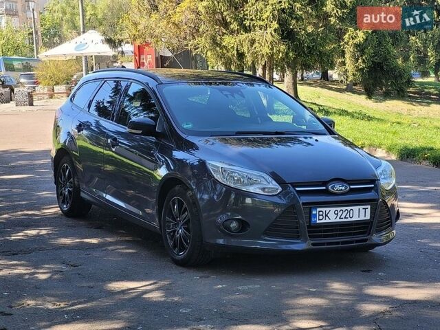 Серый Форд Фокус, объемом двигателя 1.6 л и пробегом 225 тыс. км за 7500 $, фото 1 на Automoto.ua