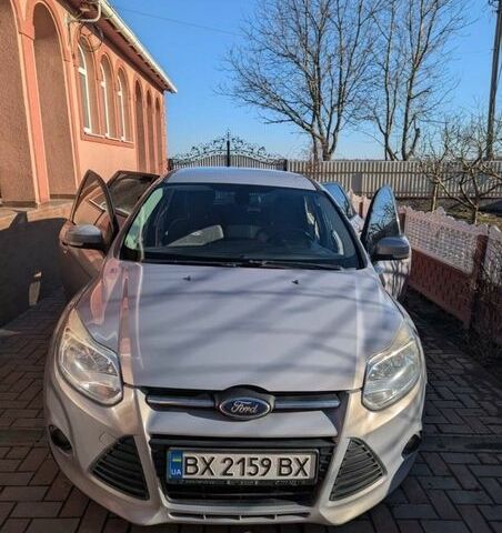 Сірий Форд Фокус, об'ємом двигуна 1.56 л та пробігом 242 тис. км за 7000 $, фото 1 на Automoto.ua