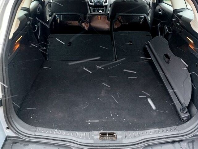 Сірий Форд Фокус, об'ємом двигуна 1.6 л та пробігом 137 тис. км за 7000 $, фото 1 на Automoto.ua