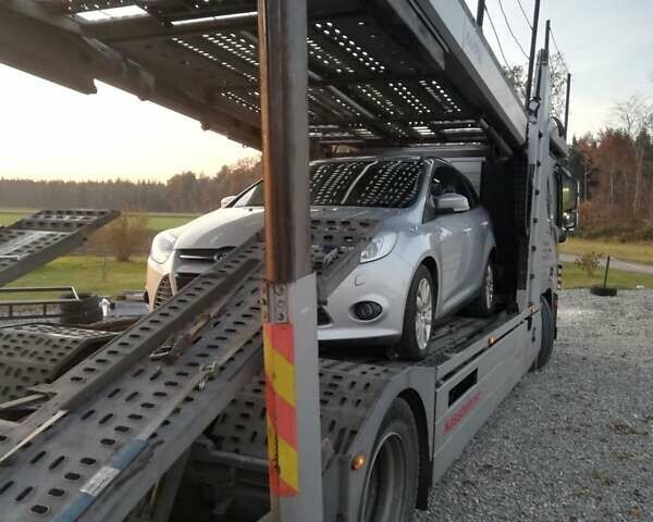 Серый Форд Фокус, объемом двигателя 1.6 л и пробегом 182 тыс. км за 7500 $, фото 1 на Automoto.ua