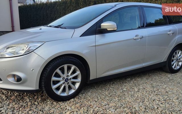 Серый Форд Фокус, объемом двигателя 1.6 л и пробегом 244 тыс. км за 7200 $, фото 1 на Automoto.ua