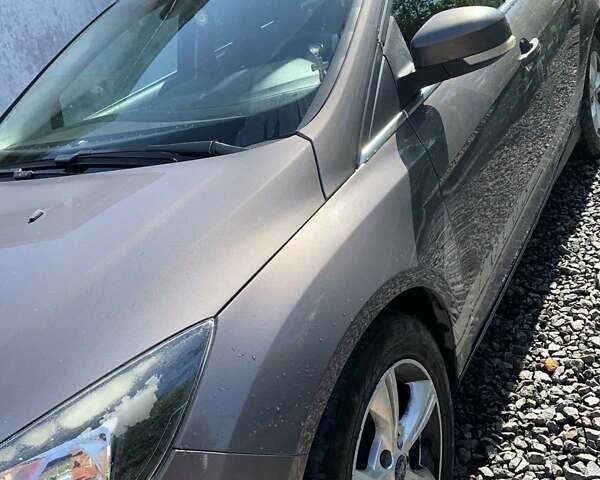 Сірий Форд Фокус, об'ємом двигуна 1.56 л та пробігом 242 тис. км за 7300 $, фото 1 на Automoto.ua