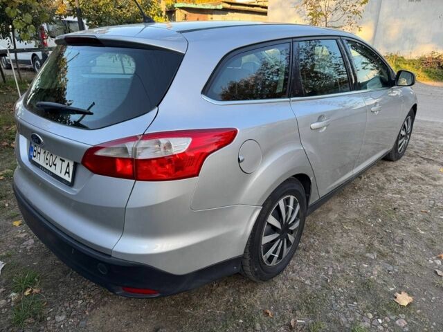 Серый Форд Фокус, объемом двигателя 1.6 л и пробегом 236 тыс. км за 4800 $, фото 1 на Automoto.ua