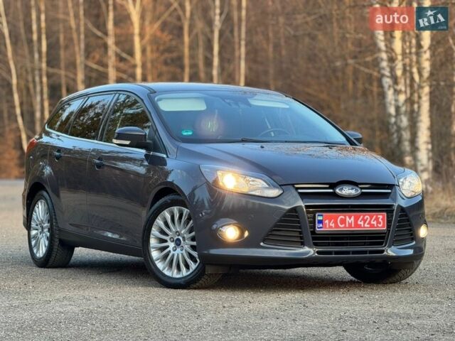 Серый Форд Фокус, объемом двигателя 1.6 л и пробегом 246 тыс. км за 8300 $, фото 1 на Automoto.ua