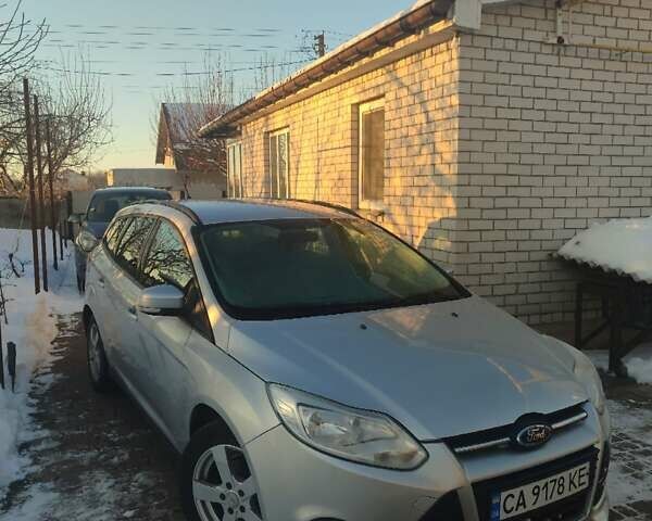 Серый Форд Фокус, объемом двигателя 1.6 л и пробегом 259 тыс. км за 7000 $, фото 1 на Automoto.ua