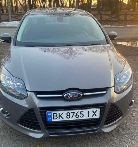 Серый Форд Фокус, объемом двигателя 1.6 л и пробегом 260 тыс. км за 8700 $, фото 1 на Automoto.ua