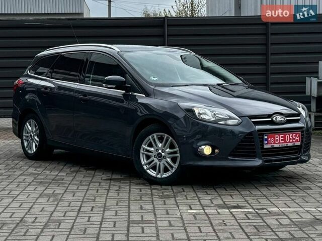 Серый Форд Фокус, объемом двигателя 1.6 л и пробегом 170 тыс. км за 8700 $, фото 1 на Automoto.ua