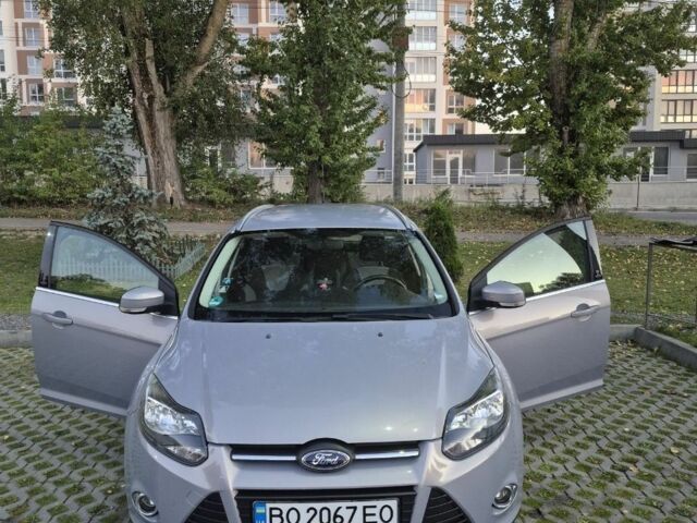 Серый Форд Фокус, объемом двигателя 1 л и пробегом 176 тыс. км за 5100 $, фото 1 на Automoto.ua