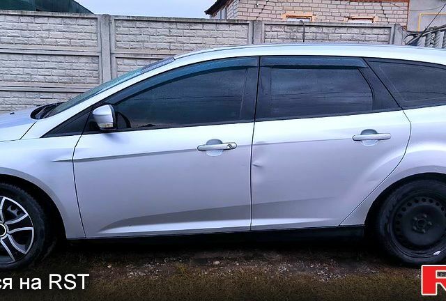 Сірий Форд Фокус, об'ємом двигуна 1.5 л та пробігом 350 тис. км за 5700 $, фото 1 на Automoto.ua