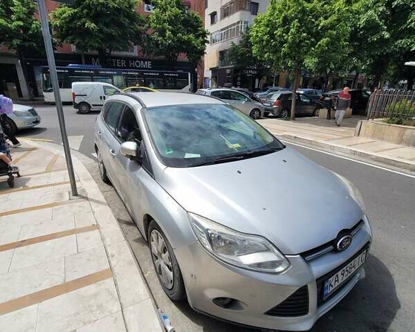 Серый Форд Фокус, объемом двигателя 1.56 л и пробегом 374 тыс. км за 6500 $, фото 1 на Automoto.ua