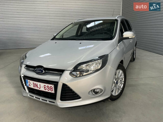 Сірий Форд Фокус, об'ємом двигуна 1.6 л та пробігом 242 тис. км за 8450 $, фото 1 на Automoto.ua