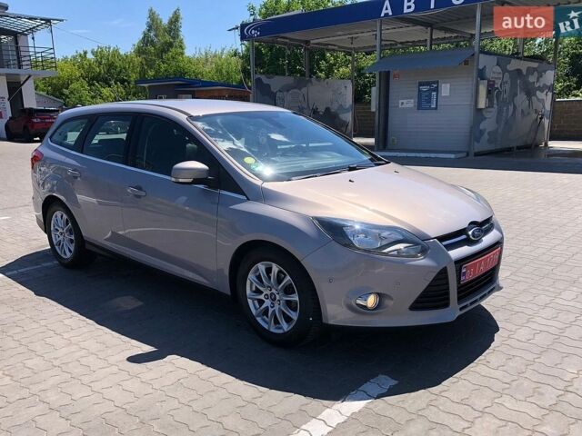Сірий Форд Фокус, об'ємом двигуна 1.6 л та пробігом 287 тис. км за 8450 $, фото 1 на Automoto.ua