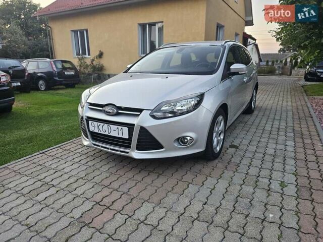 Форд Фокус 2013 у Стрые на Automoto.ua Сірий Форд Фокус, об'ємом двигуна 1.6 л та пробігом 231 тис. км за 8300 $, фото 1 на Automoto.ua