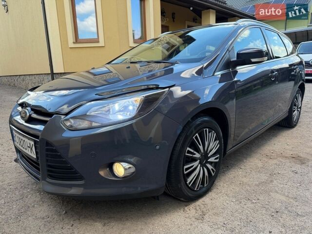 Сірий Форд Фокус, об'ємом двигуна 1.56 л та пробігом 192 тис. км за 8650 $, фото 1 на Automoto.ua