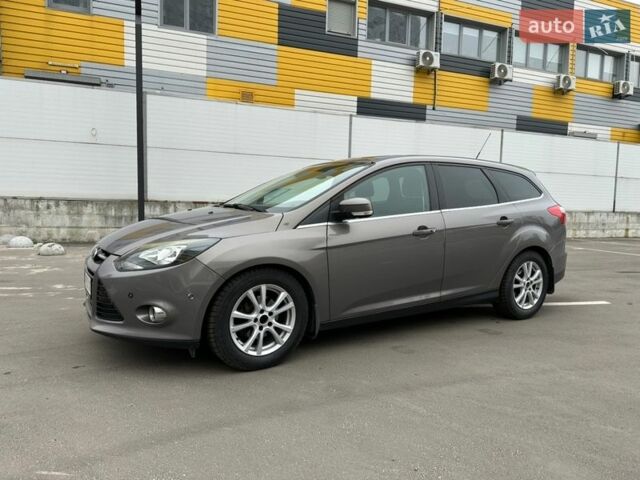 Серый Форд Фокус, объемом двигателя 1.6 л и пробегом 226 тыс. км за 7990 $, фото 1 на Automoto.ua