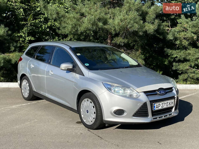 Серый Форд Фокус, объемом двигателя 1.6 л и пробегом 242 тыс. км за 6750 $, фото 1 на Automoto.ua