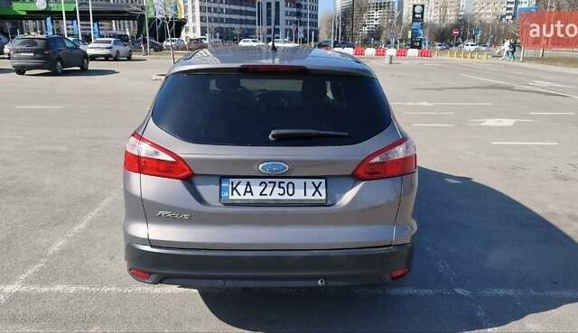 Сірий Форд Фокус, об'ємом двигуна 1.6 л та пробігом 226 тис. км за 8300 $, фото 1 на Automoto.ua