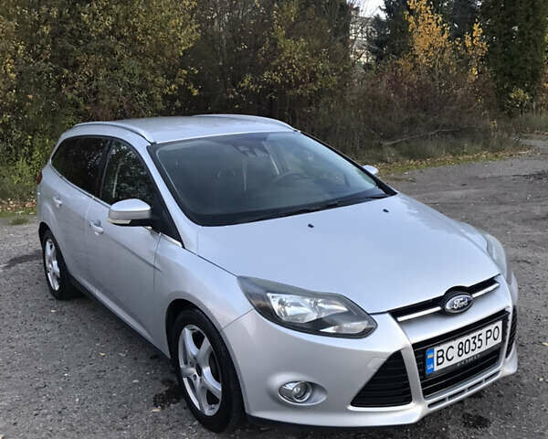 Форд Фокус 2013 в Львове на Automoto.ua Серый Форд Фокус, объемом двигателя 1.56 л и пробегом 259 тыс. км за 8400 $, фото 1 на Automoto.ua