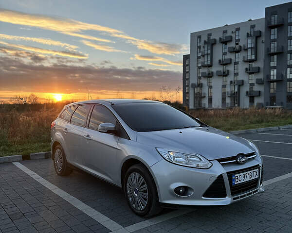 Серый Форд Фокус, объемом двигателя 1.6 л и пробегом 199 тыс. км за 7200 $, фото 1 на Automoto.ua