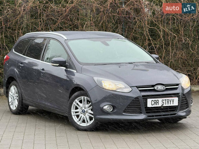 Сірий Форд Фокус, об'ємом двигуна 1.6 л та пробігом 230 тис. км за 8700 $, фото 1 на Automoto.ua