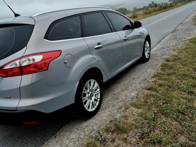 Серый Форд Фокус, объемом двигателя 1.6 л и пробегом 220 тыс. км за 8200 $, фото 1 на Automoto.ua