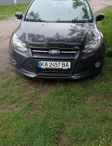 Сірий Форд Фокус, об'ємом двигуна 1 л та пробігом 150 тис. км за 6100 $, фото 1 на Automoto.ua