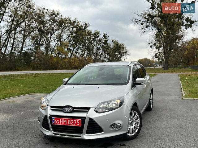 Форд Фокус 2013 в Житомире на Automoto.ua Серый Форд Фокус, объемом двигателя 1.6 л и пробегом 211 тыс. км за 8950 $, фото 1 на Automoto.ua