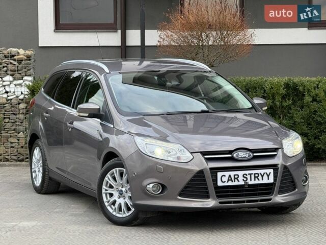 Сірий Форд Фокус, об'ємом двигуна 1.6 л та пробігом 230 тис. км за 8600 $, фото 1 на Automoto.ua