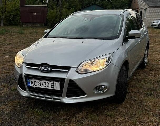 Сірий Форд Фокус, об'ємом двигуна 2 л та пробігом 305 тис. км за 5700 $, фото 1 на Automoto.ua
