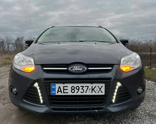 Серый Форд Фокус, объемом двигателя 1 л и пробегом 162 тыс. км за 6800 $, фото 1 на Automoto.ua