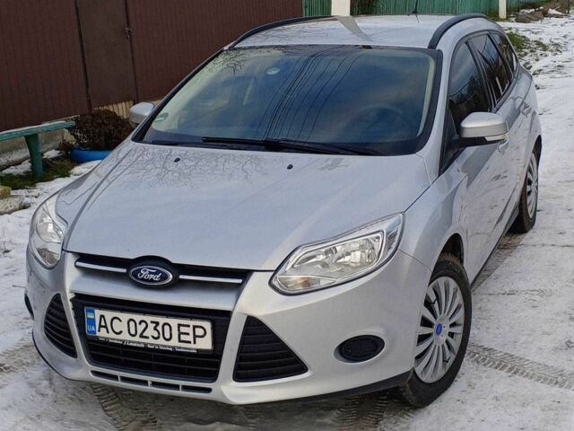 Сірий Форд Фокус, об'ємом двигуна 1.6 л та пробігом 328 тис. км за 7900 $, фото 1 на Automoto.ua