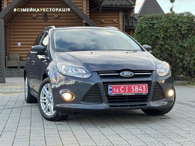 Серый Форд Фокус, объемом двигателя 1.6 л и пробегом 239 тыс. км за 8900 $, фото 1 на Automoto.ua