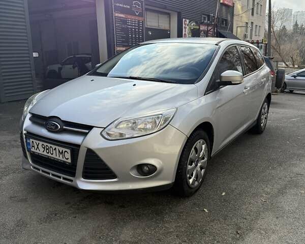 Серый Форд Фокус, объемом двигателя 1.6 л и пробегом 297 тыс. км за 7500 $, фото 1 на Automoto.ua