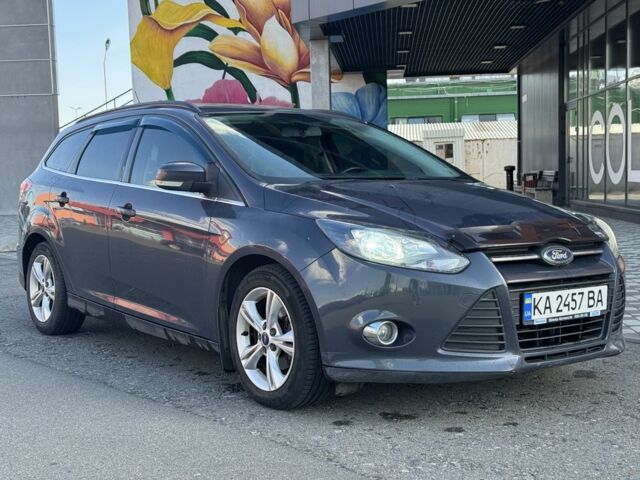 Сірий Форд Фокус, об'ємом двигуна 1 л та пробігом 152 тис. км за 5718 $, фото 1 на Automoto.ua