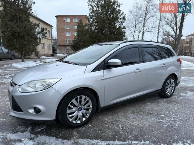 Сірий Форд Фокус, об'ємом двигуна 0 л та пробігом 215 тис. км за 7500 $, фото 1 на Automoto.ua