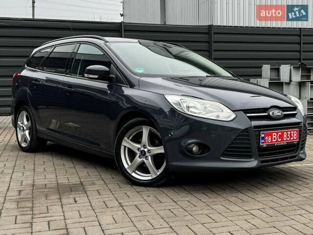 Серый Форд Фокус, объемом двигателя 1.6 л и пробегом 223 тыс. км за 7999 $, фото 1 на Automoto.ua
