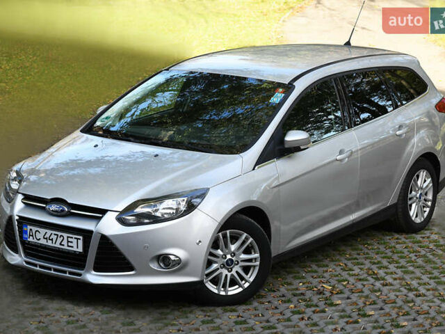 Сірий Форд Фокус, об'ємом двигуна 2 л та пробігом 205 тис. км за 9500 $, фото 1 на Automoto.ua