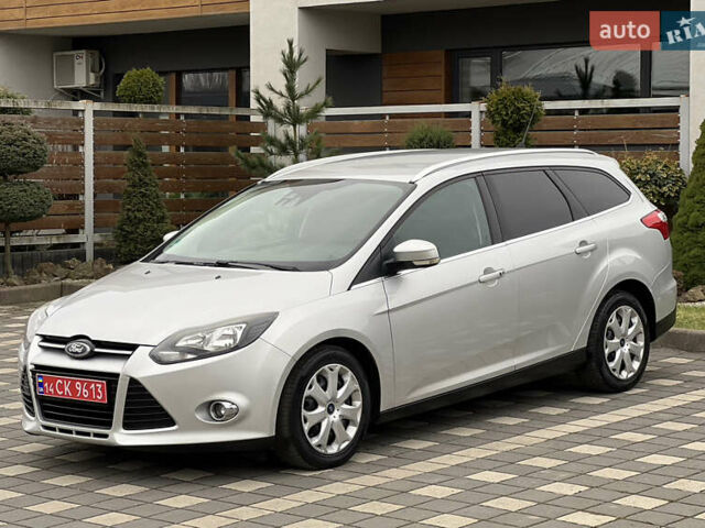 Сірий Форд Фокус, об'ємом двигуна 1.6 л та пробігом 236 тис. км за 7900 $, фото 1 на Automoto.ua