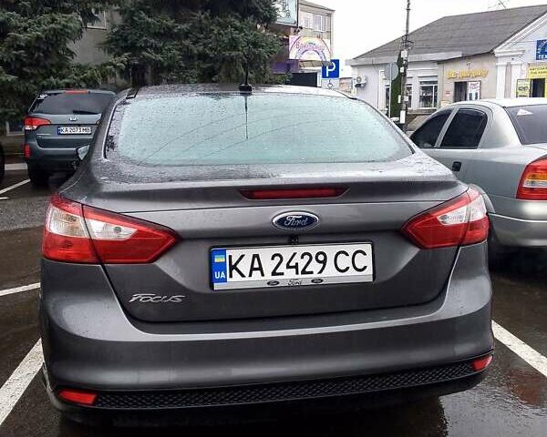 Серый Форд Фокус, объемом двигателя 2 л и пробегом 280 тыс. км за 7600 $, фото 1 на Automoto.ua