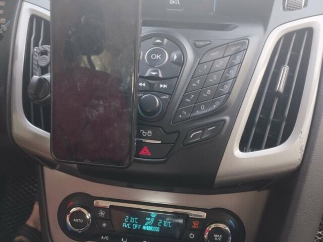 Сірий Форд Фокус, об'ємом двигуна 2 л та пробігом 260 тис. км за 7100 $, фото 1 на Automoto.ua